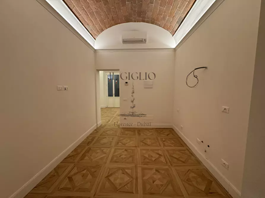 Immagine 25 di Appartamento in vendita  in Via dei Calzaiuoli a Firenze