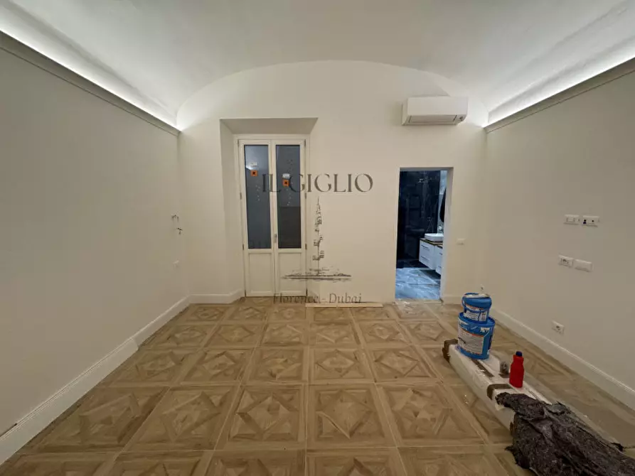 Immagine 28 di Appartamento in vendita  in Via dei Calzaiuoli a Firenze