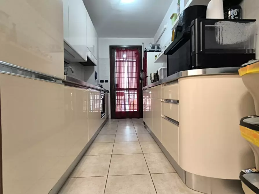 Immagine 5 di Appartamento in vendita  in Via Carmine Calò a Roma