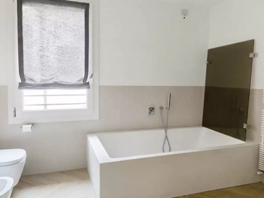 Immagine 12 di Appartamento in vendita  in Via Riccati a Castelfranco Veneto