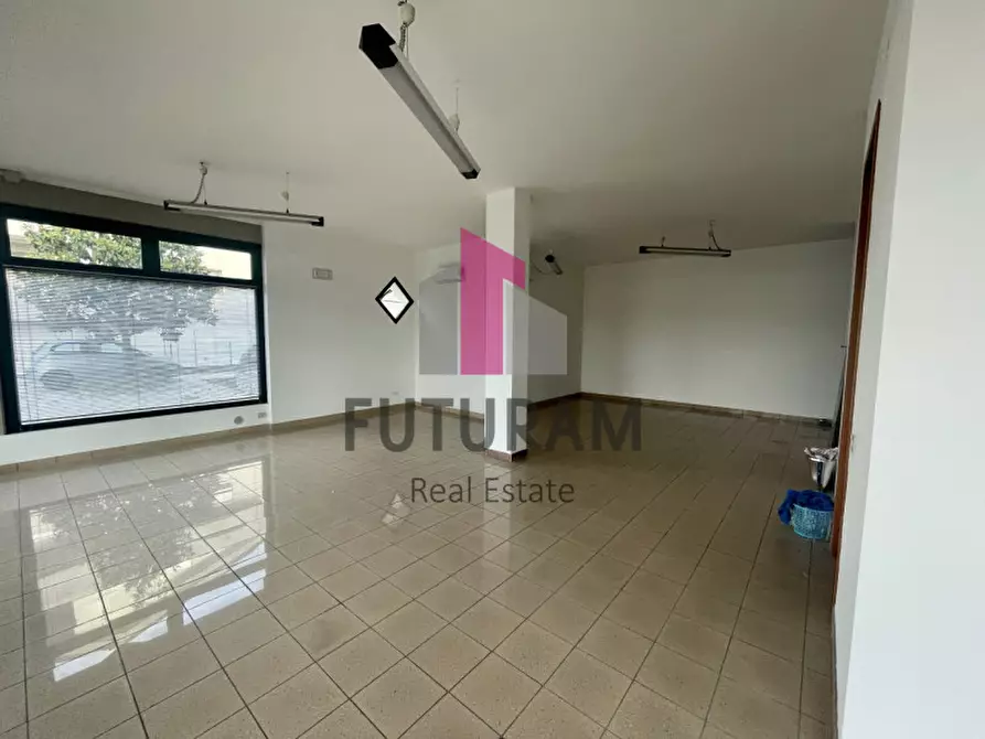 Immagine 13 di Negozio in affitto  in VIA ROMA 1 a Albignasego