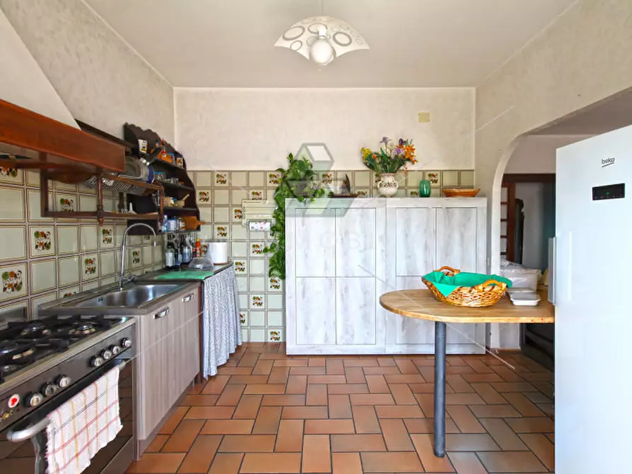 Immagine 10 di Appartamento in vendita  in Via della Cacciuta a Roma