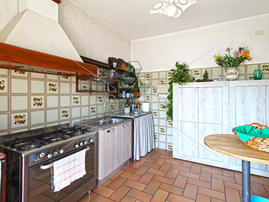 Immagine 11 di Appartamento in vendita  in Via della Cacciuta a Roma