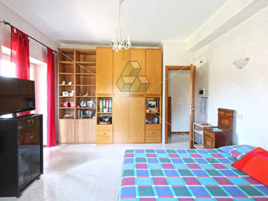 Immagine 15 di Appartamento in vendita  in Via della Cacciuta a Roma