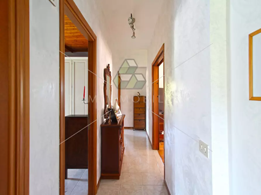 Immagine 17 di Appartamento in vendita  in Via della Cacciuta a Roma