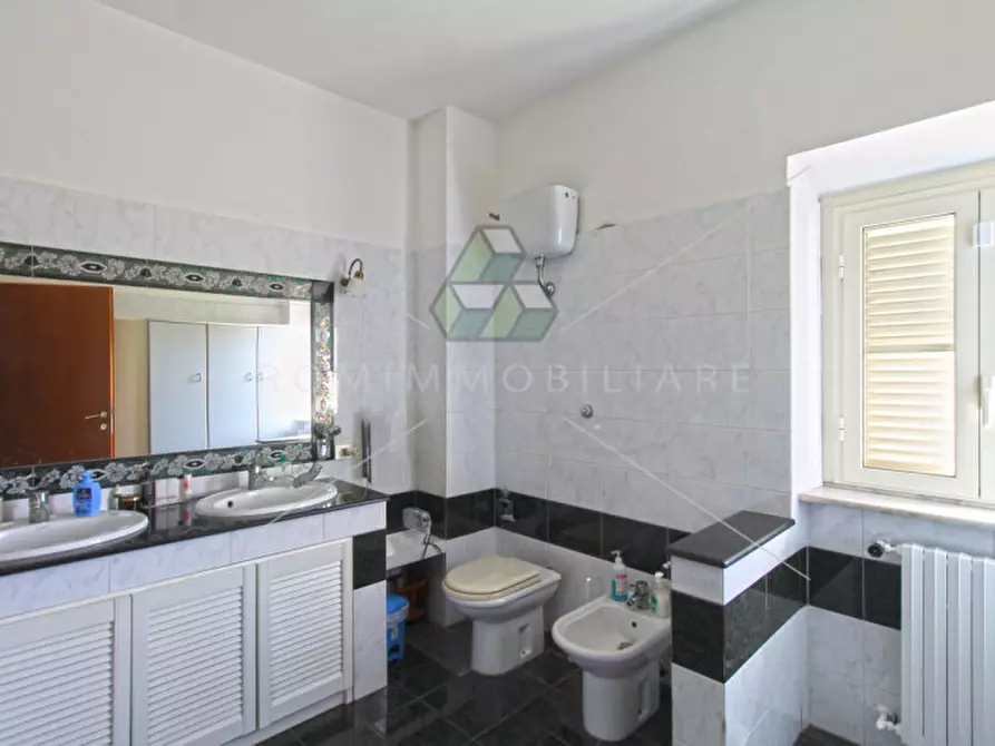 Immagine 23 di Appartamento in vendita  in Via della Cacciuta a Roma