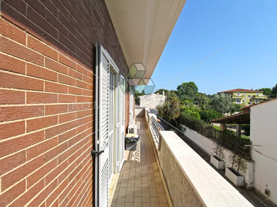 Immagine 27 di Appartamento in vendita  in Via della Cacciuta a Roma