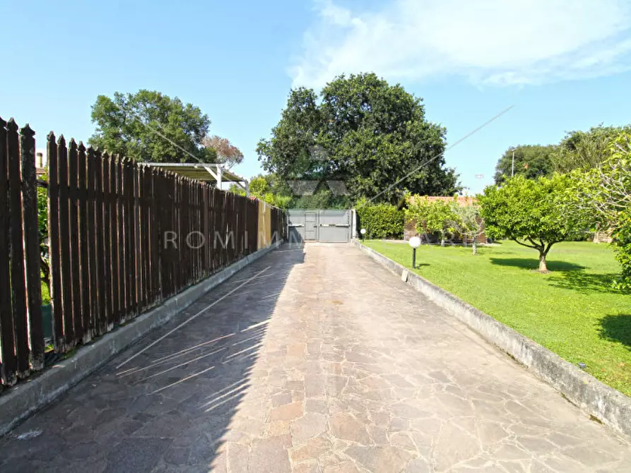 Immagine 33 di Appartamento in vendita  in Via della Cacciuta a Roma