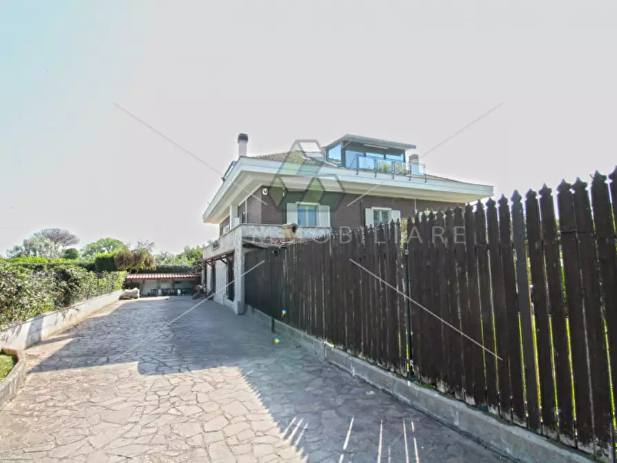 Immagine 38 di Appartamento in vendita  in Via della Cacciuta a Roma