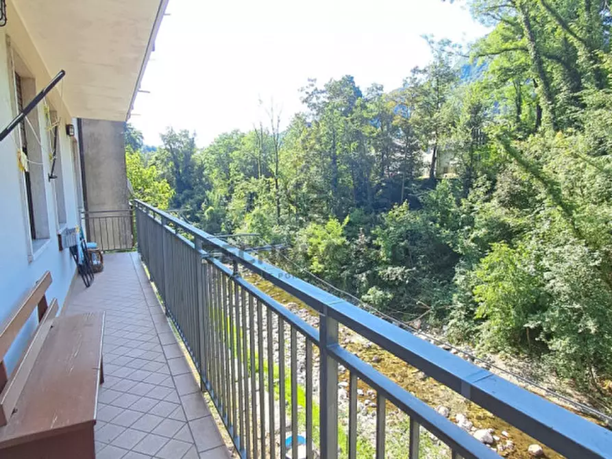 Immagine 2 di Appartamento in vendita  in via righellati a Torrebelvicino