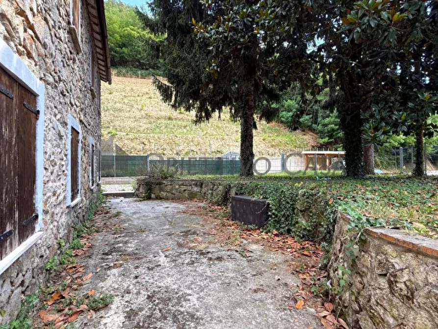Immagine 20 di Rustico / casale in vendita  in Via L. Benedetti a Galzignano Terme