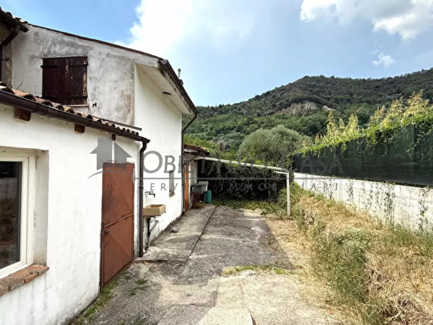 Immagine 22 di Rustico / casale in vendita  in Via L. Benedetti a Galzignano Terme