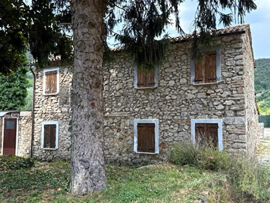 Immagine 29 di Rustico / casale in vendita  in Via L. Benedetti a Galzignano Terme