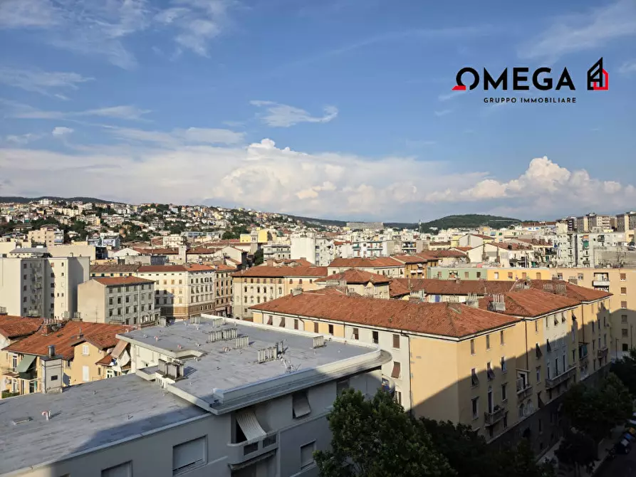 Immagine 2 di Appartamento in vendita  in Viale Gabriele d'Annunzio 23 a Trieste