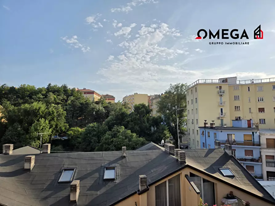 Immagine 6 di Appartamento in vendita  in Viale Gabriele d'Annunzio 23 a Trieste