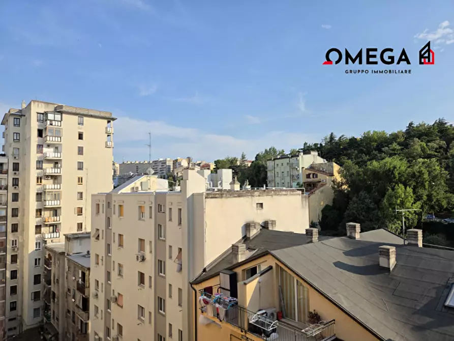 Immagine 7 di Appartamento in vendita  in Viale Gabriele d'Annunzio 23 a Trieste
