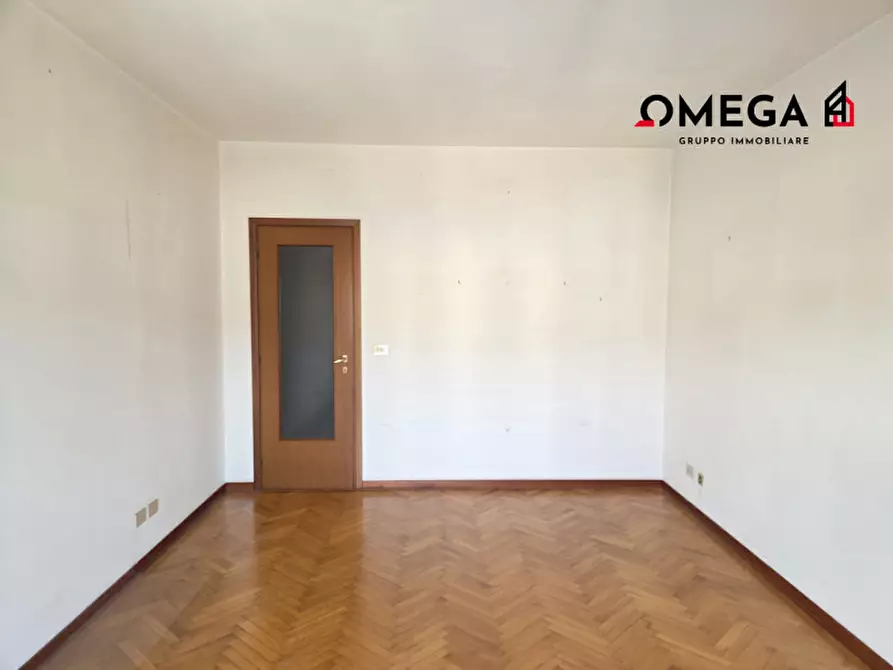 Immagine 8 di Appartamento in vendita  in Viale Gabriele d'Annunzio 23 a Trieste