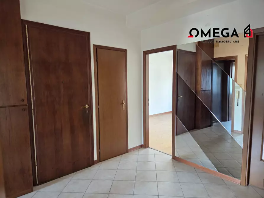 Immagine 14 di Appartamento in vendita  in Viale Gabriele d'Annunzio 23 a Trieste