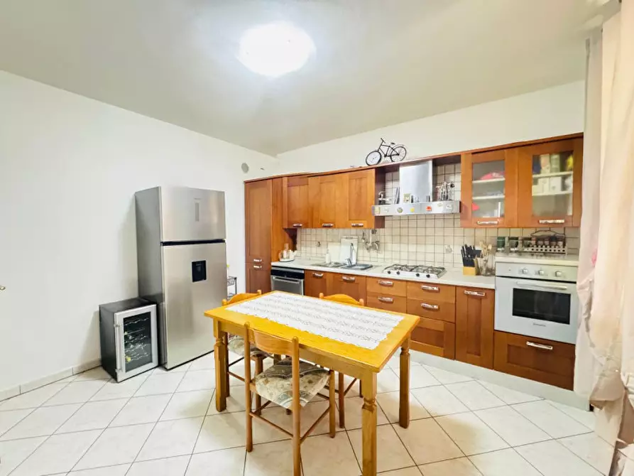 Immagine 6 di Villa in vendita  a Calvisano