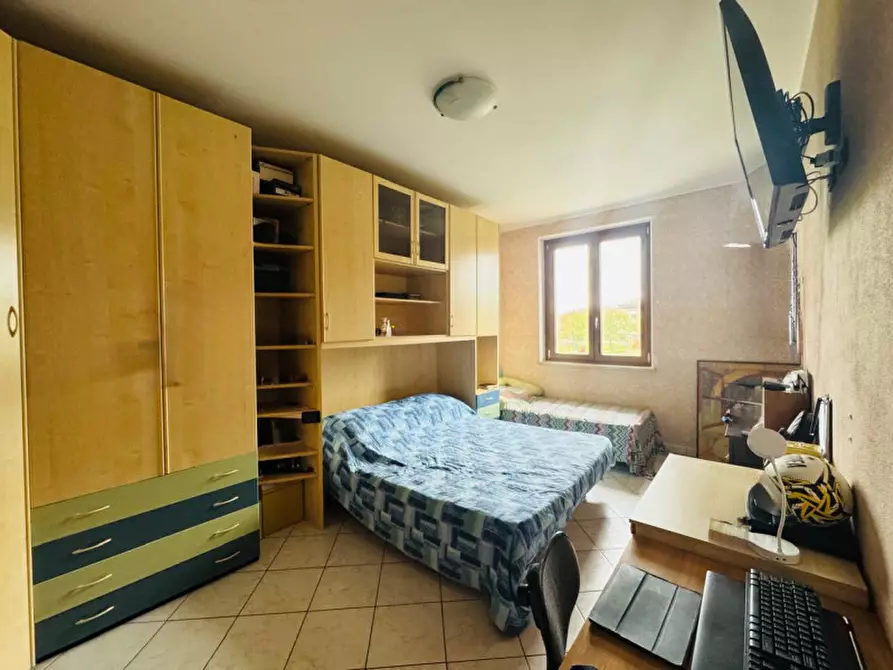 Immagine 15 di Villa in vendita  a Calvisano