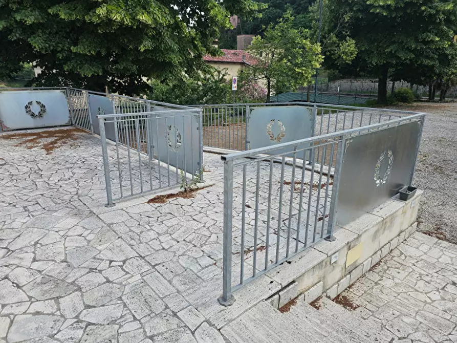 Immagine 7 di Attività commerciale in vendita  a Teolo