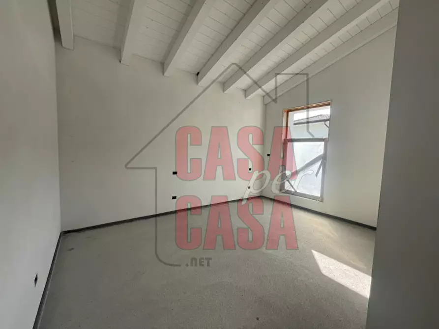 Immagine 5 di Casa trifamiliare in vendita  in Via Guglielmo Marconi a Borgo Veneto