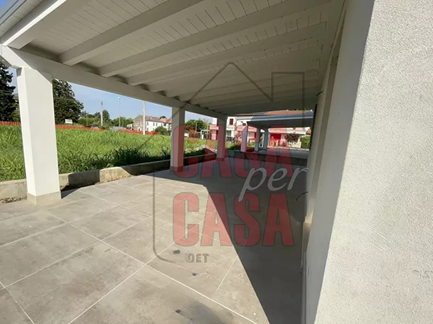 Immagine 11 di Casa trifamiliare in vendita  in Via Guglielmo Marconi a Borgo Veneto