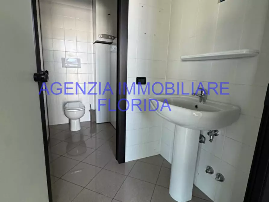 Immagine 9 di Ufficio in affitto  in Via Buonarotti a San Giorgio In Bosco