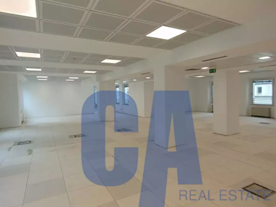 Immagine 7 di Ufficio in affitto  in VIA VITTOR PISANI a Milano