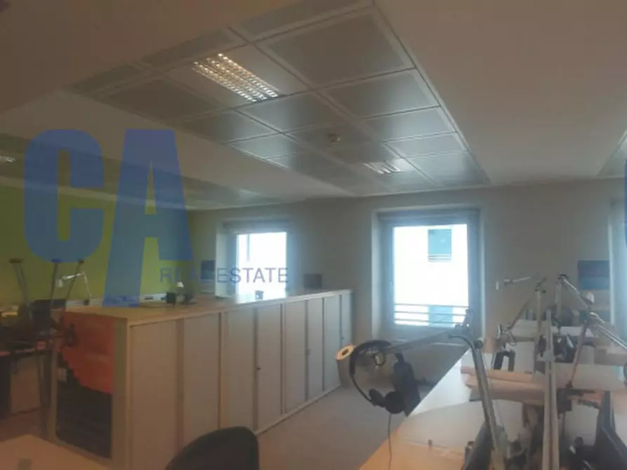 Immagine 16 di Ufficio in affitto  in VIA VITTOR PISANI a Milano