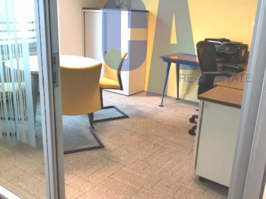 Immagine 21 di Ufficio in affitto  in VIA VITTOR PISANI a Milano