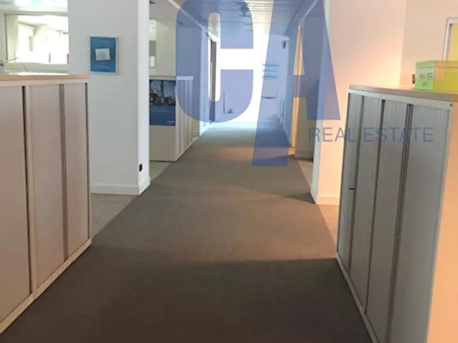 Immagine 22 di Ufficio in affitto  in VIA VITTOR PISANI a Milano