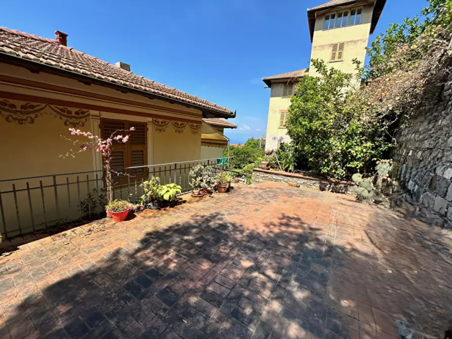 Immagine 9 di Appartamento in vendita  in Corso Giuseppe Mazzini a Camogli