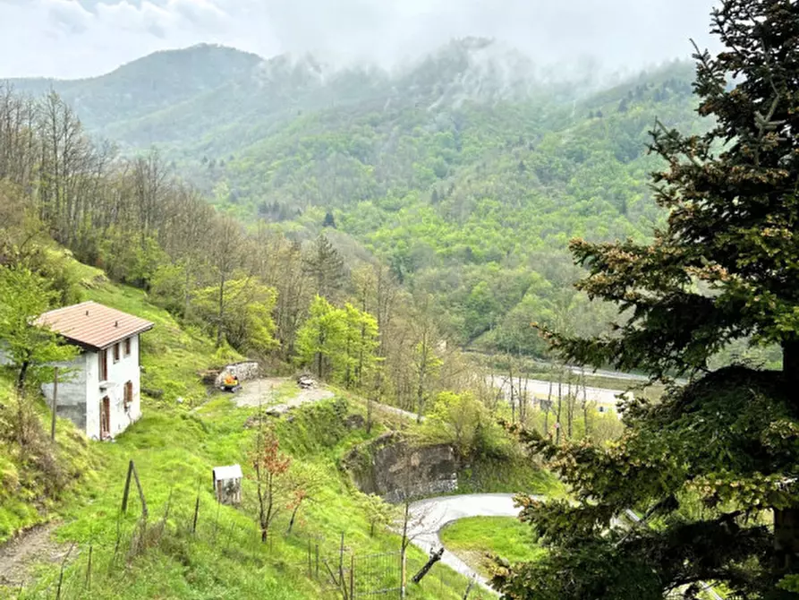 Immagine 7 di Casa indipendente in vendita  in Loc. Canneto a Gorreto