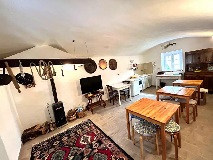 Immagine 10 di Casa indipendente in vendita  in Loc. Canneto a Gorreto