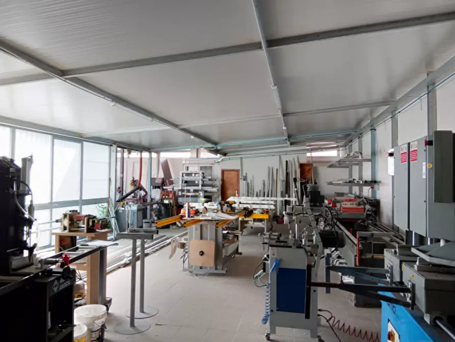 Immagine 4 di Capannone industriale in vendita  in Via Ancilla Marighetto a Roma