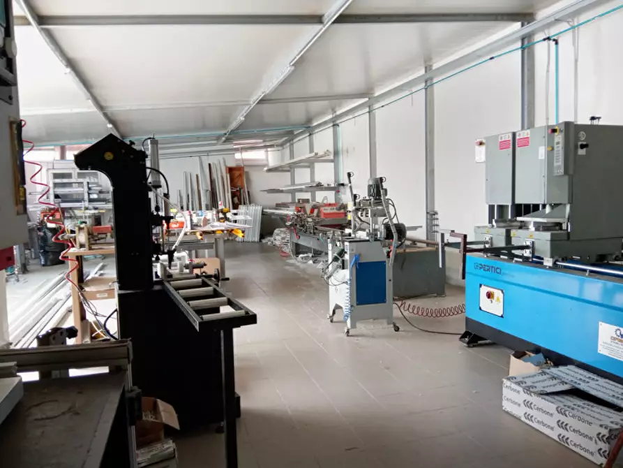 Immagine 5 di Capannone industriale in vendita  in Via Ancilla Marighetto a Roma