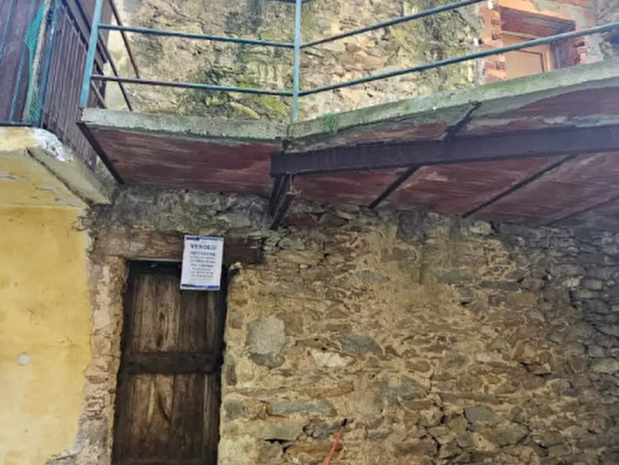Immagine 3 di Rustico / casale in vendita  in Alpette a Alpette