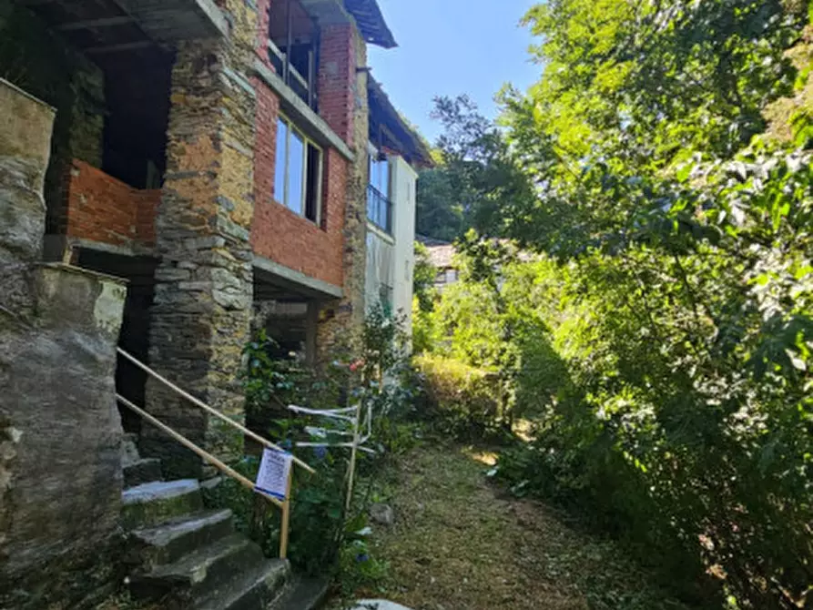 Immagine 8 di Rustico / casale in vendita  in Alpette a Alpette