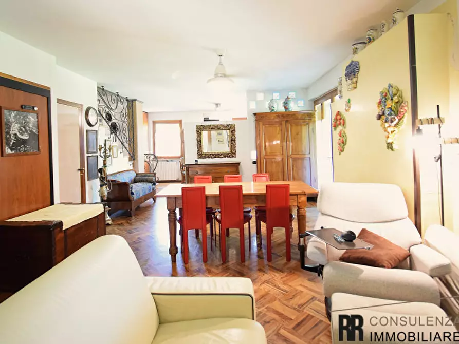 Immagine 4 di Villetta a schiera in vendita  in Via dei Peschi a Pescantina