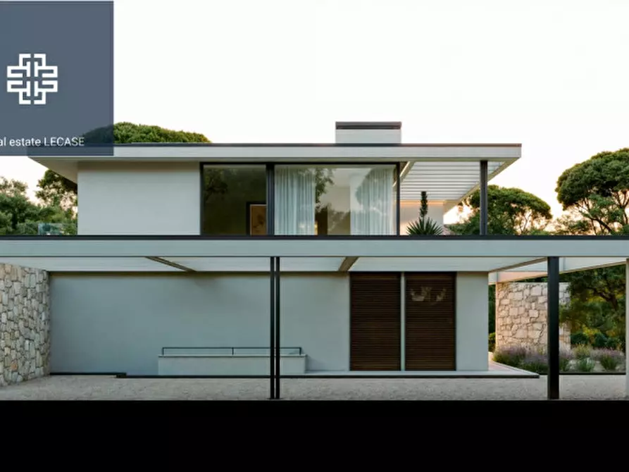 Immagine 4 di Villa in vendita  in Via Simone Martini a Forte Dei Marmi
