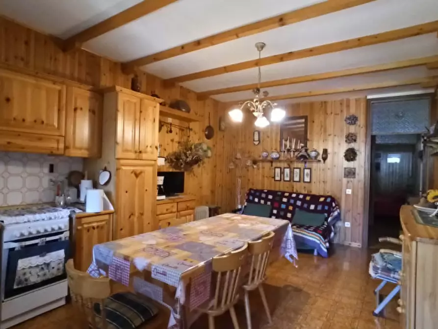 Immagine 1 di Appartamento in vendita  in Via Ligonto,72 a Auronzo Di Cadore