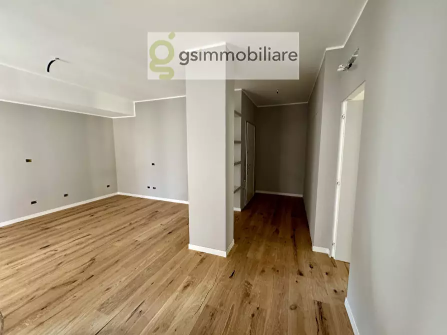 Immagine 2 di Appartamento in vendita  in Via Monte Ortigara, 44 a Brescia