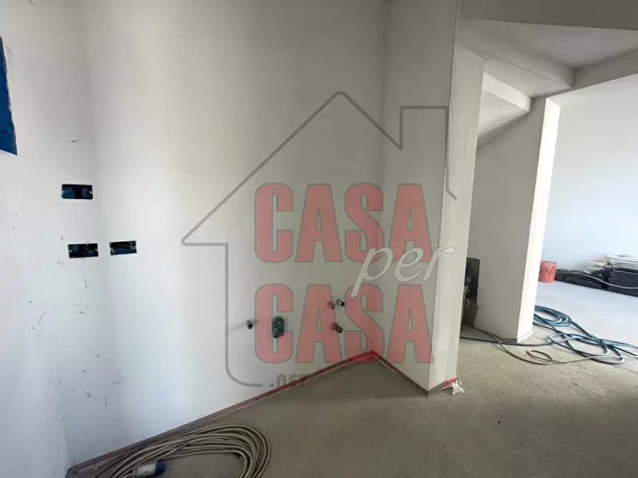 Immagine 3 di Casa trifamiliare in vendita  in Via Guglielmo Marconi a Borgo Veneto