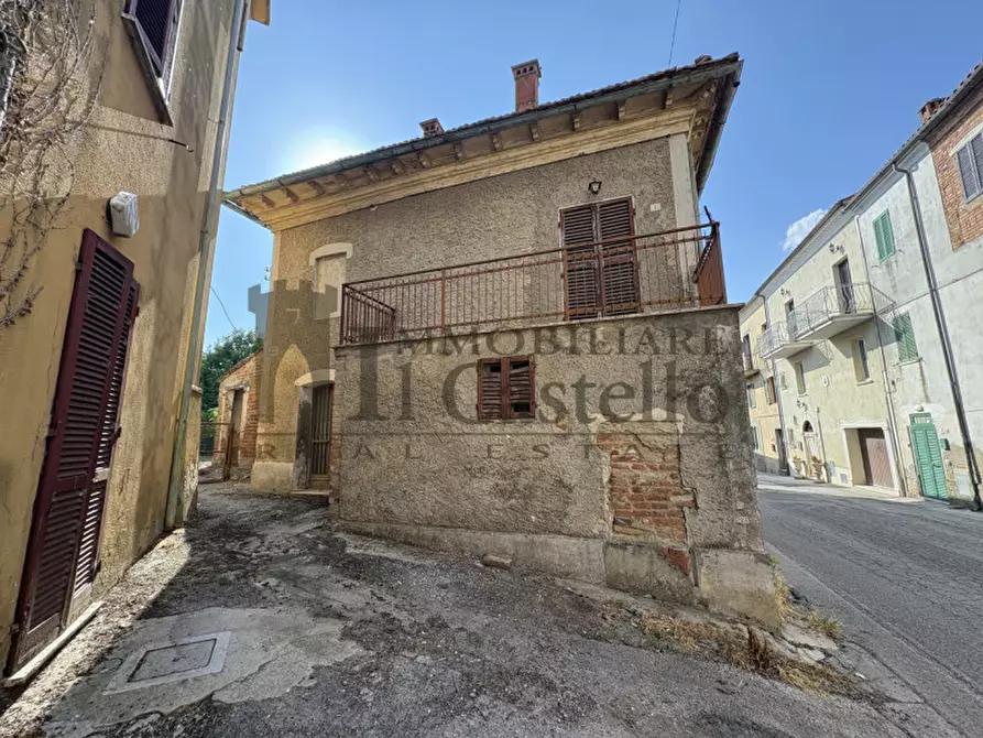 Immagine 1 di Villetta a schiera in vendita  in Via Cavour a Castiglione Del Lago