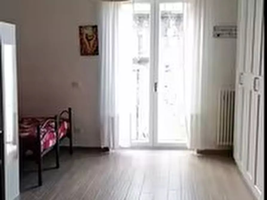 Immagine 1 di Appartamento in affitto  in via santa teresella degli spagnoli 1 a Napoli