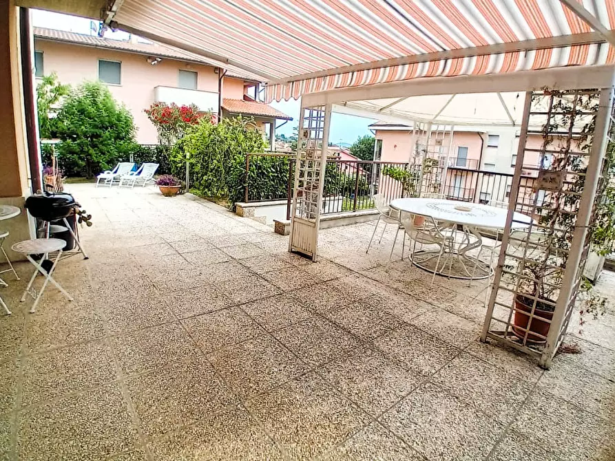 Immagine 23 di Appartamento in vendita  in Via Ezio Vignoli a Passignano Sul Trasimeno