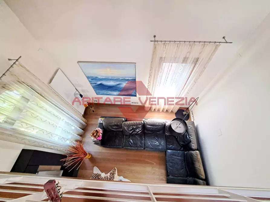 Immagine 20 di Appartamento in vendita  in Campo Stringari a Venezia