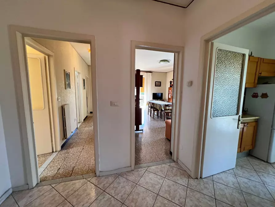 Immagine 35 di Attico in vendita  in Via Gabriele D'Annunzio a San Remo