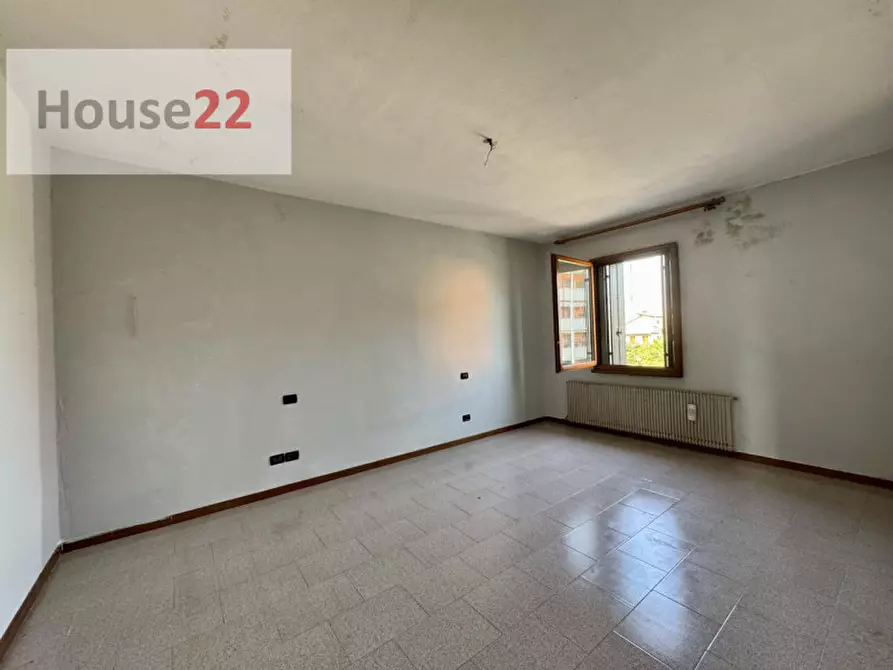 Immagine 8 di Appartamento in vendita  in Strada Postumia 226 a Vicenza